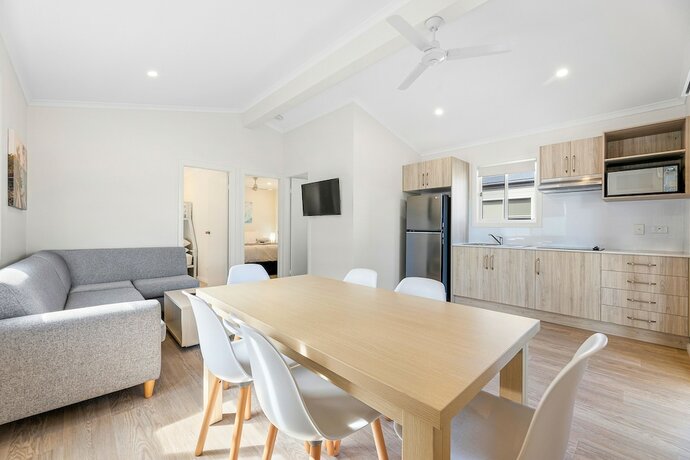 Imagen de la habitación del Hotel Barlings Beach Holiday Park. Foto 29