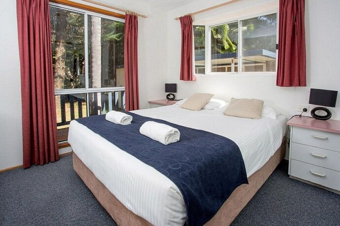 Imagen de la habitación del Hotel Barlings Beach Holiday Park. Foto 37