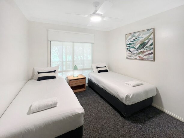 Imagen de la habitación del Hotel Barlings Beach Holiday Park. Foto 38