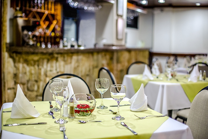 Imagen del bar/restaurante del Hotel Barlovento, Cartagena de Indias. Foto 4