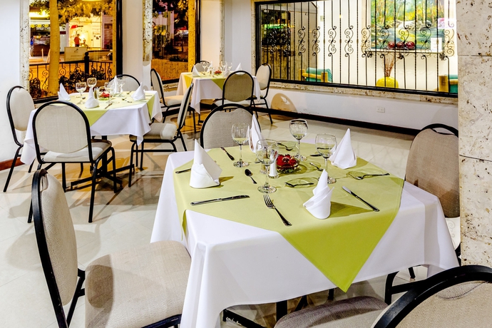 Imagen del bar/restaurante del Hotel Barlovento, Cartagena de Indias. Foto 5