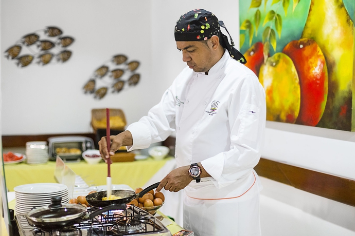 Imagen del bar/restaurante del Hotel Barlovento, Cartagena de Indias. Foto 8