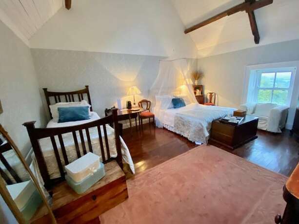 Imagen de la habitación del Hotel Barnabrow House. Foto 16