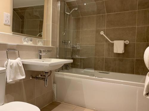 Imagen de la habitación del Hotel Barnsdale Hall. Foto 9