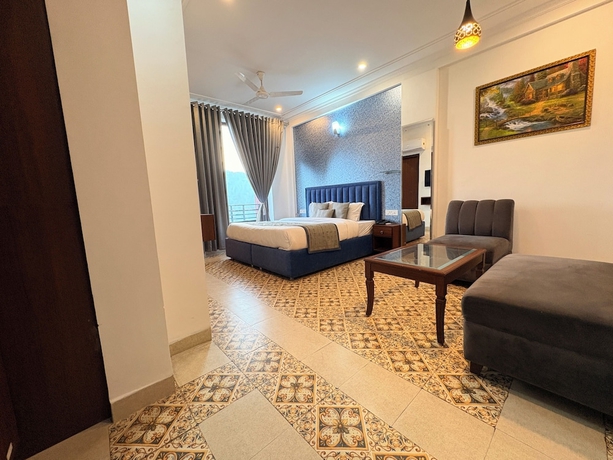 Imagen de la habitación del Hotel Barog Residency. Foto 8