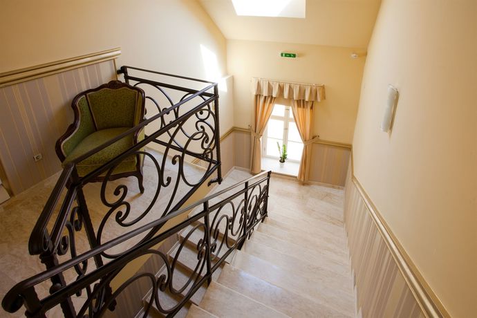 Imagen de la habitación del Hotel Barokk Promenád Gyor. Foto 11