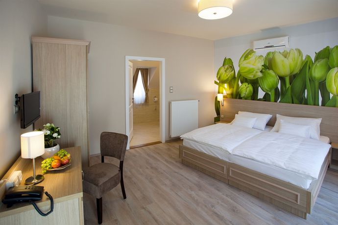 Imagen de la habitación del Hotel Barokk Promenád Gyor. Foto 13