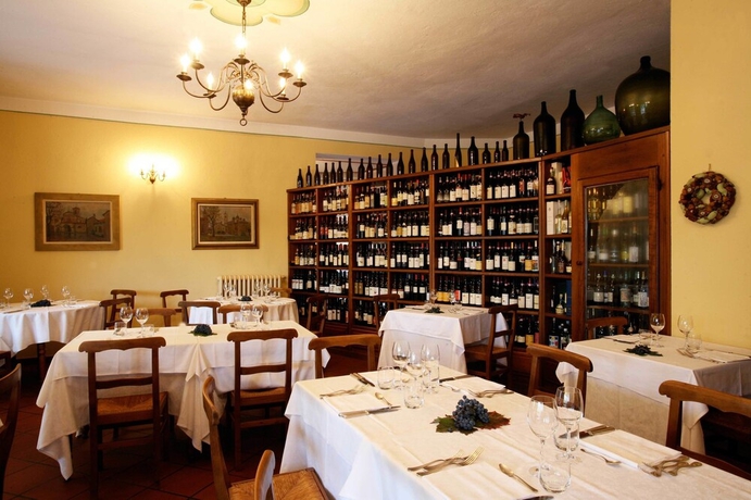 Imagen de los interiores del Hotel Barolo, Barolo. Foto 16