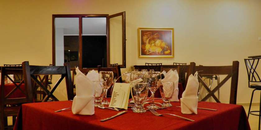 Imagen del bar/restaurante del Hotel Barolo. Foto 5