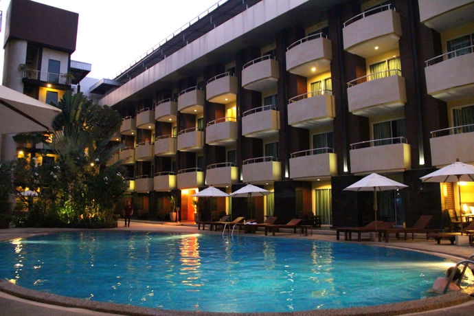 Imagen de la piscina del Hotel Baron Beach. Foto 16