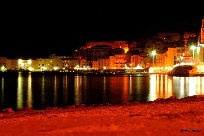 Imagen de los exteriores del Hotel Baron Beach, Minturno. Foto 7