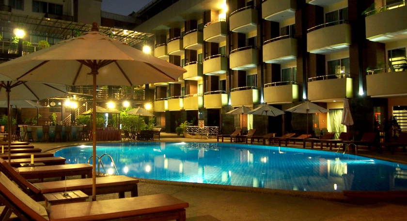 Imagen general del Hotel Baron Beach, Pattaya. Foto 1