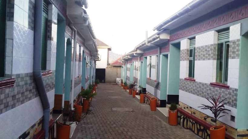 Imagen general del Hotel Baron Guest House. Foto 4