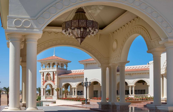 Imagen de los exteriores del Hotel Baron Palace Sahl Hasheesh. Foto 9