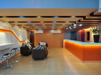 Imagen de los interiores del Hotel Baron Residence Bangkok. Foto 15