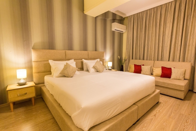 Imagen de la habitación del Hotel Baron, Tirana. Foto 5