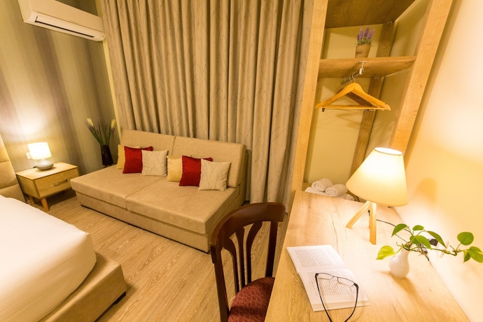 Imagen de la habitación del Hotel Baron, Tirana. Foto 6