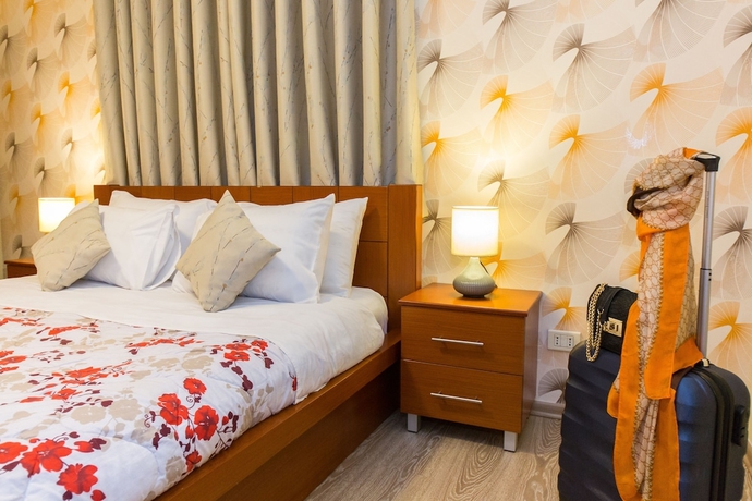 Imagen de la habitación del Hotel Baron, Tirana. Foto 18