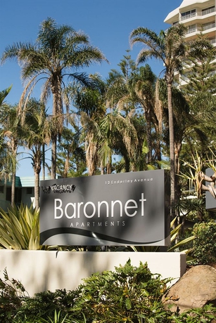 Imagen de los exteriores del Hotel Baronnet Apartments. Foto 8