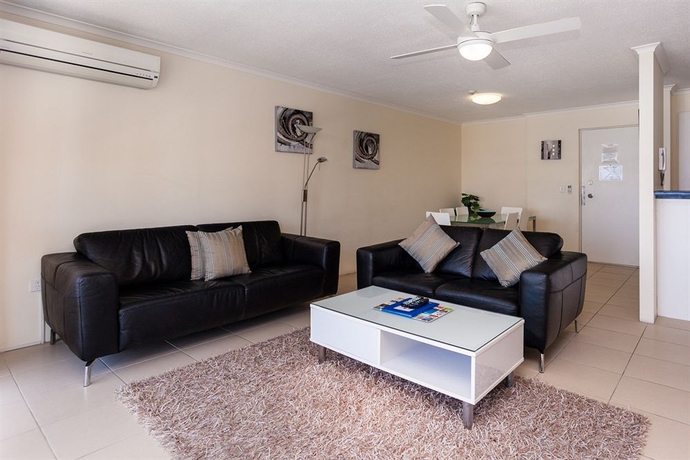 Imagen de los interiores del Hotel Baronnet Apartments. Foto 15