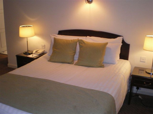 Imagen de la habitación del Hotel Barons Court. Foto 6
