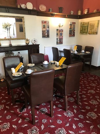 Imagen del bar/restaurante del Hotel Barons Court, Wolverhampton. Foto 2