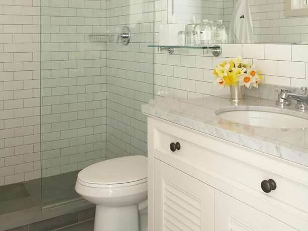 Imagen de la habitación del Hotel Baron\'s Cove. Foto 3