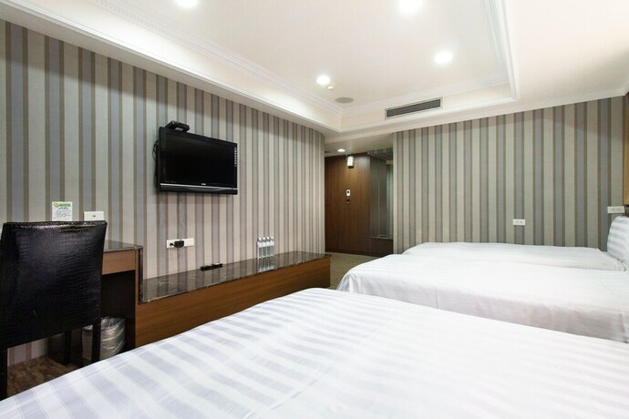 Imagen de la habitación del Hotel Baron's Hot Spring. Foto 17