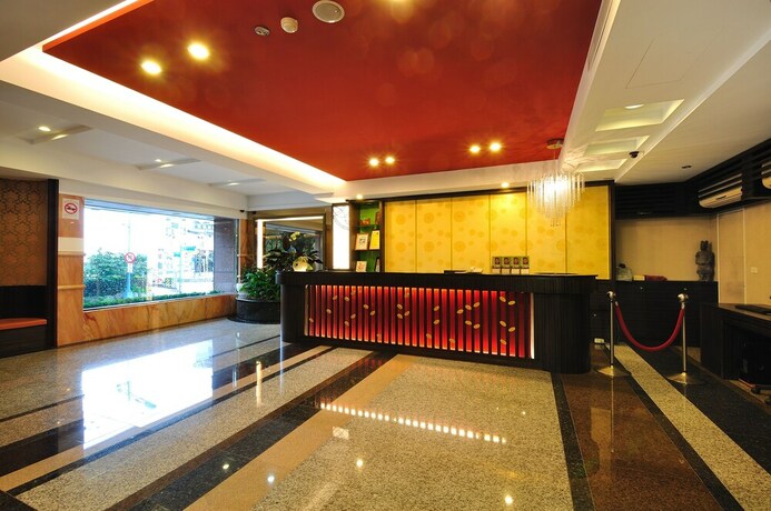 Imagen de los interiores del Hotel Baron's Hot Spring. Foto 35