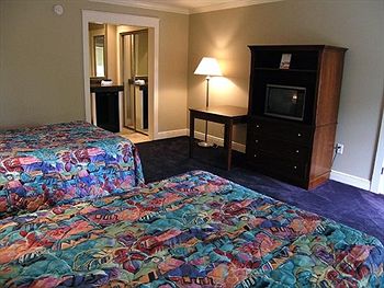 Imagen de la habitación del Hotel Barons Inn. Foto 2