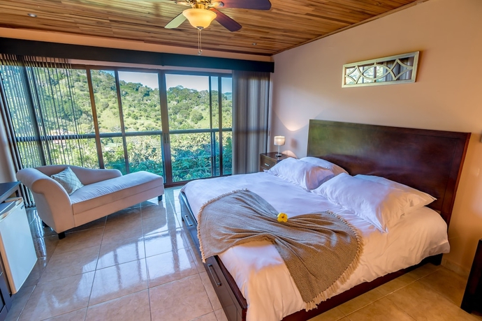 Imagen de la habitación del Hotel Barons Resort. Foto 3