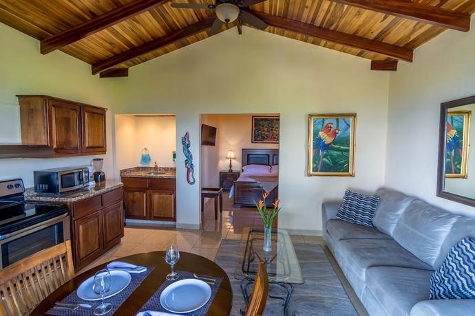 Imagen de la habitación del Hotel Barons Resort. Foto 5