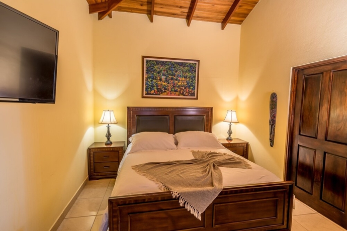 Imagen de la habitación del Hotel Barons Resort. Foto 11