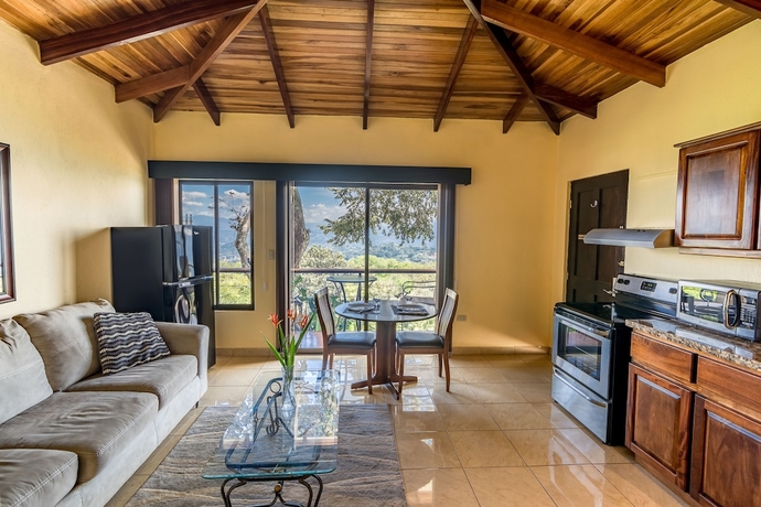 Imagen de la habitación del Hotel Barons Resort. Foto 13