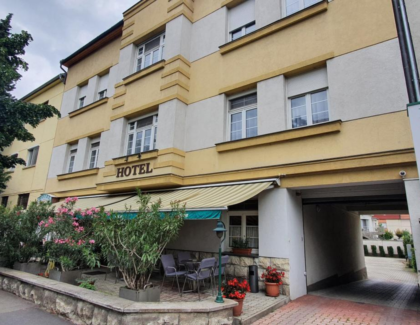 Imagen general del Hotel Baross. Foto 4
