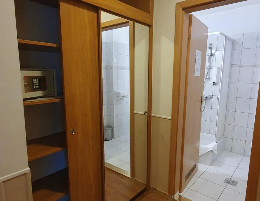 Imagen general del Hotel Baross. Foto 17