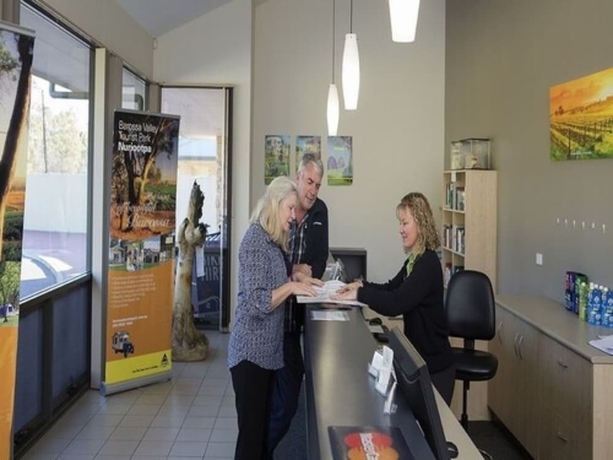 Imagen de los interiores del Hotel Barossa Tourist Park. Foto 18