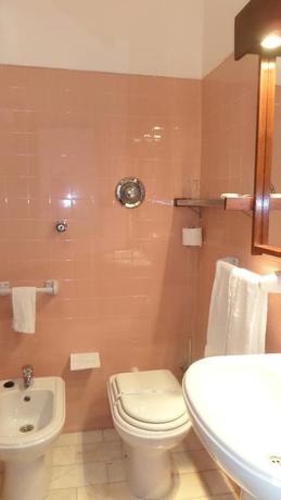 Imagen de los interiores del Hotel Barra. Foto 8