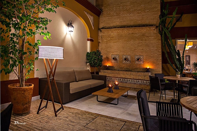 Imagen de los interiores del Hotel Barrameda. Foto 14