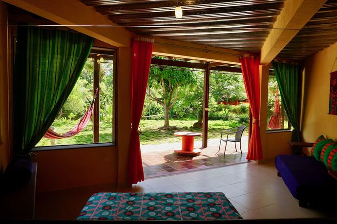 Imagen de la habitación del Hotel Barranquero. Foto 14