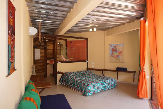 Imagen de la habitación del Hotel Barranquero. Foto 18