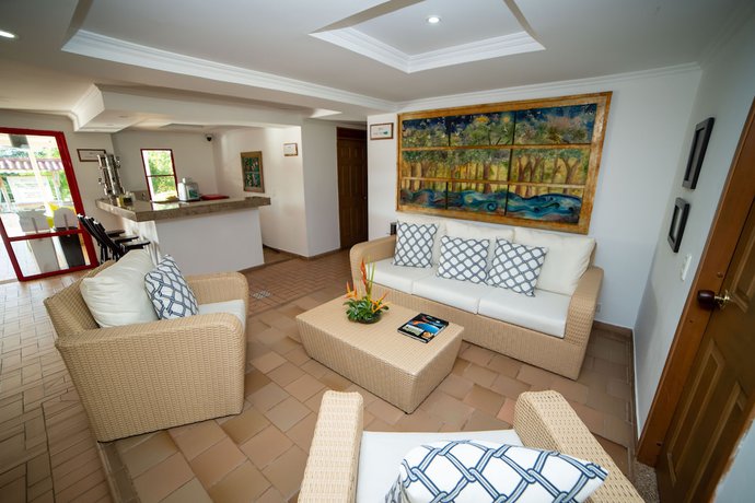 Imagen de los interiores del Hotel Barranqueros. Foto 18