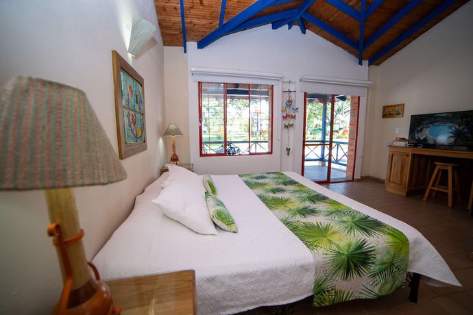 Imagen de la habitación del Hotel Barranqueros. Foto 15