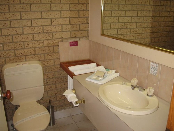Imagen de la habitación del Hotel Barrass's John Bright Motor Inn. Foto 11