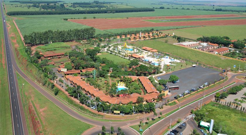 Imagen de los exteriores del Hotel Barretos Country Resort. Foto 6