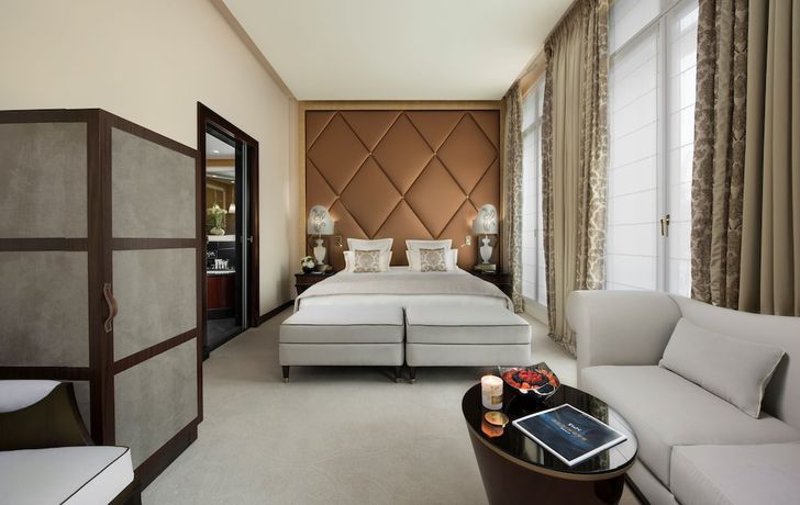Imagen de la habitación del Hotel Barrière Fouquet's Paris. Foto 5