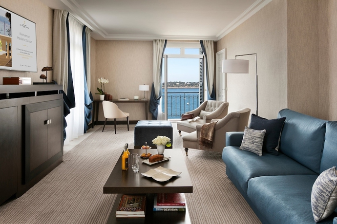 Imagen de la habitación del Hotel Barrière Le Grand Dinard. Foto 4