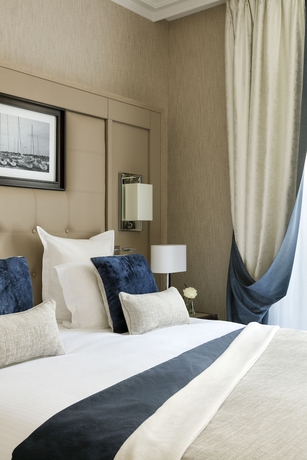 Imagen de la habitación del Hotel Barrière Le Grand Dinard. Foto 7