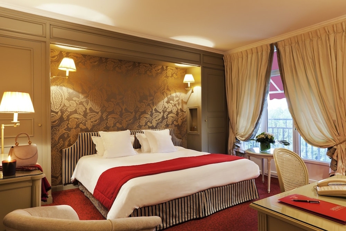 Imagen de la habitación del Hotel Barri&egrave;re Le Grand. Foto 2