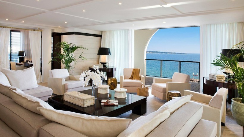 Imagen de la habitación del Hotel Barrière Le Majestic Cannes. Foto 2